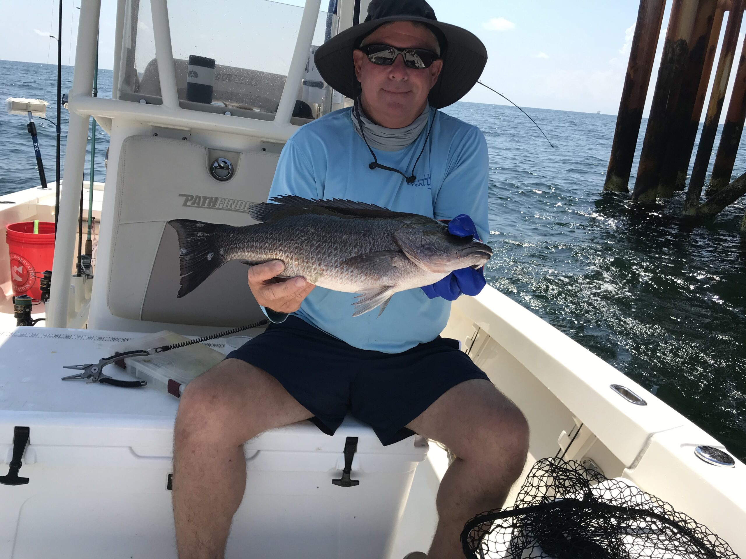 Pathfinder bay boat with snapper on board