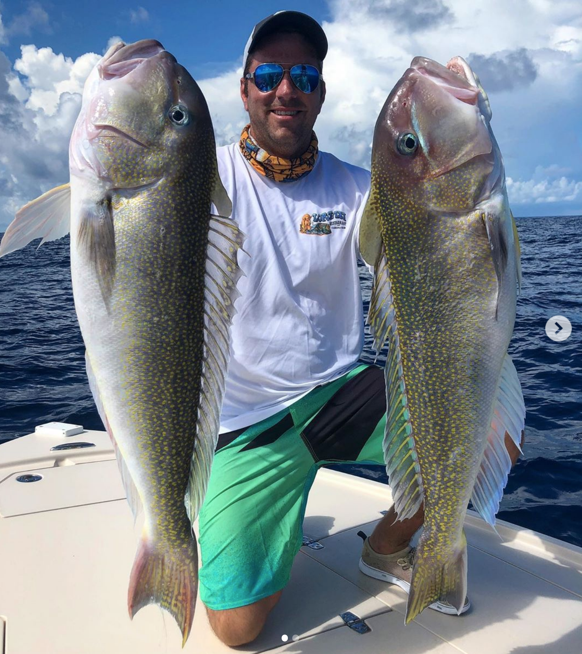 Pathfinder bay boat with angler with tilefish
